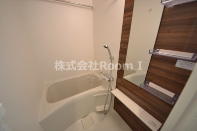 【浴室】 | エスリード松屋町グレイス | 日々の疲れを癒すお風呂付です