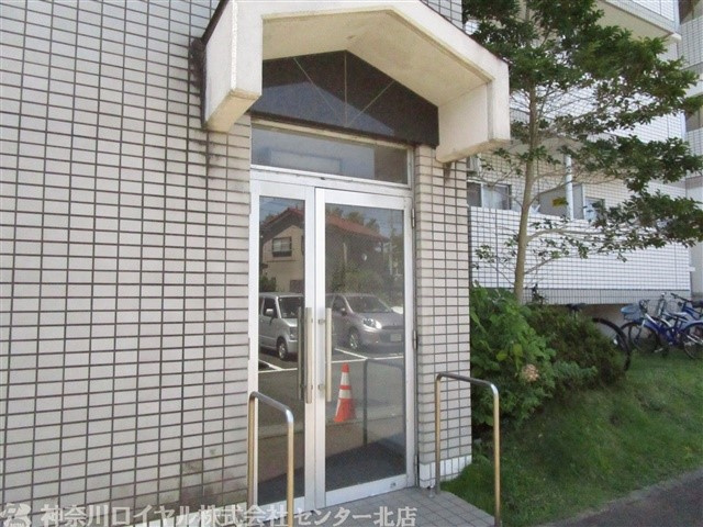 【エントランス】