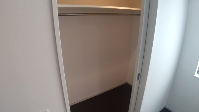 プライムメゾン大通公園の収納