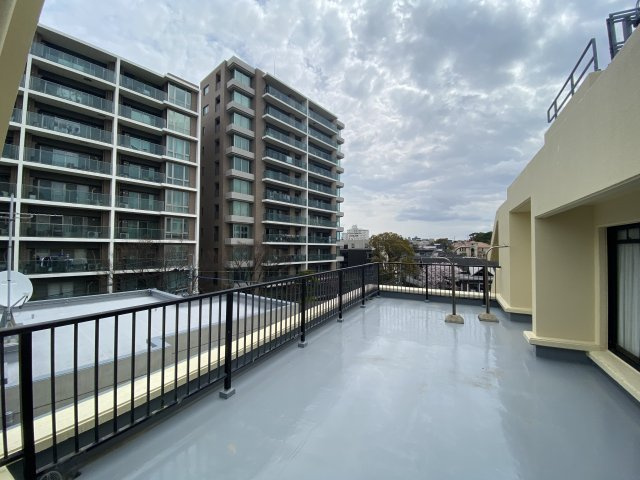 【バルコニー】 | 浄水フラッツ | 暖かな日差しのふりそそぐバルコニー