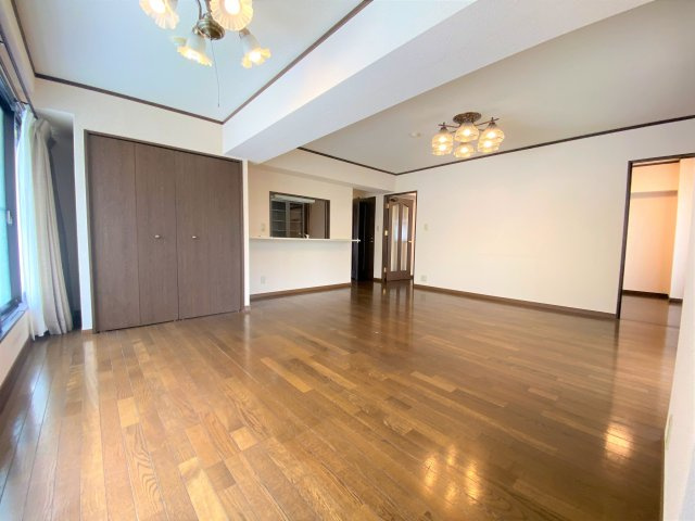 【居間・リビング】 | 浄水フラッツ | ゆったり過ごせるリビングです