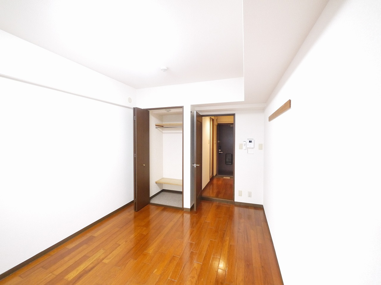 シティパレス富雄北の居間・リビング|ゆったり過ごせる居間です