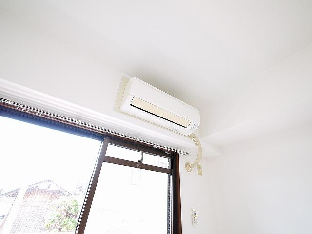 シティパレス富雄北の設備|エアコン