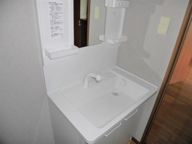 メゾンドピエールの独立洗面台