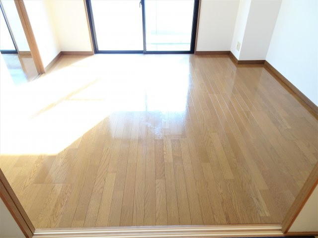 メゾンドピエールの洋室