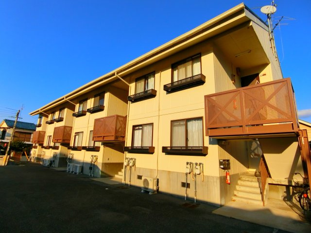 グリーンヒルハイツの外観