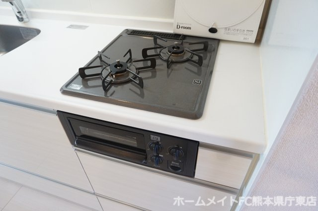 上益城郡益城町大字惣領のアパートのキッチン