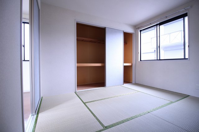 ラフォーレ・秋桜D棟の和室|和室です