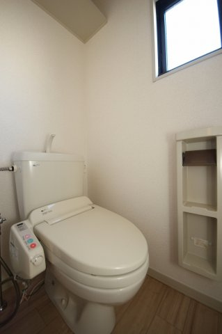 ラフォーレ・秋桜D棟のトイレ|落ち着いたトイレです