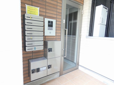 【エントランス】 | CREST浄心