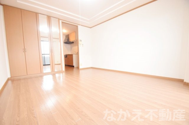 【居間・リビング】 | ゆったり過ごせる居間です