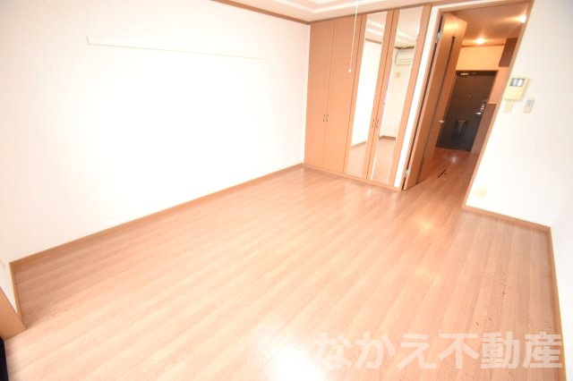 【寝室】 | ゆとりの広さです