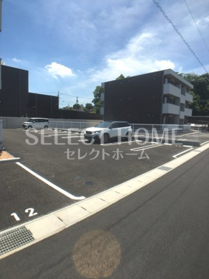 【駐車場】 | つむぎテラシア壱番館 | 駐車場があります
