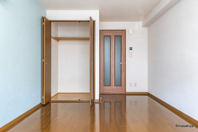 ブラウンヒルズ1番館の収納|クローゼット