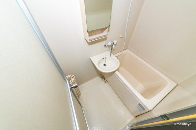 ブラウンヒルズ1番館の浴室|お風呂