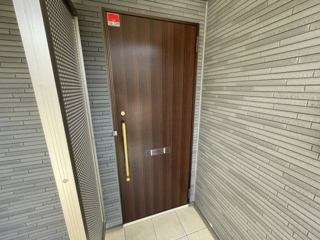 アルシオーネⅠの玄関