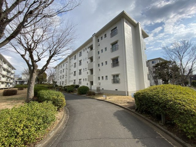 【外観】 | 田園青葉台住宅団地３号棟 | 外観部分です。