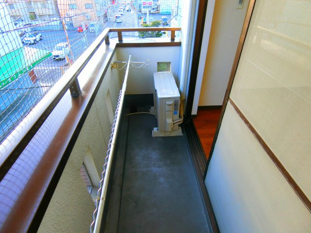 ブルージュ喜志のバルコニー