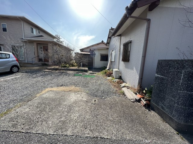 鏡町下有佐土地の外観