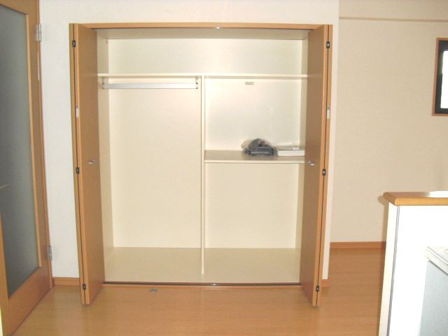栄町パレスの収納