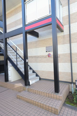 リルト和田町のエントランス