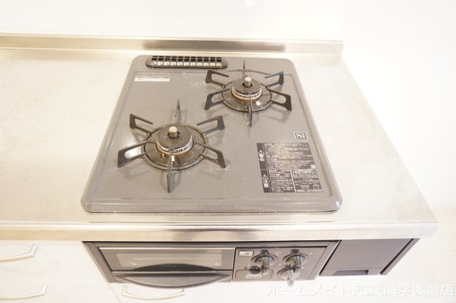 菊池郡菊陽町光の森７丁目のアパートのキッチン