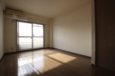 【洋室】 | サニーコート太子