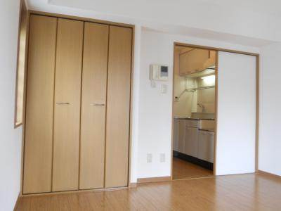 グラシアスの子供部屋|室内