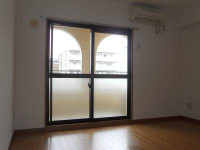 グラシアスの居間・リビング|室内