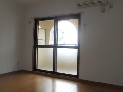 グラシアスの居間・リビング