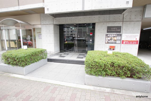 サムティ新大阪WEST　仲介手数料無料のエントランス
