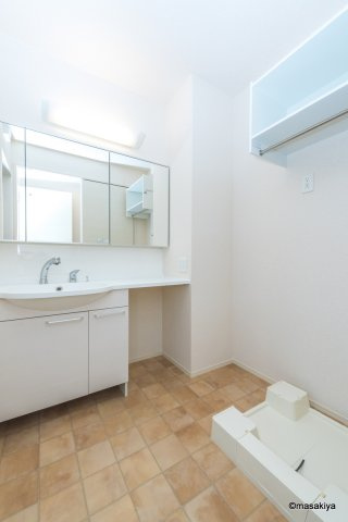 ペルソワール高田の洗面所