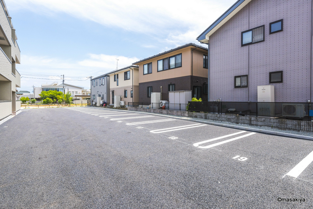 ペルソワール高田の駐車場|駐車場