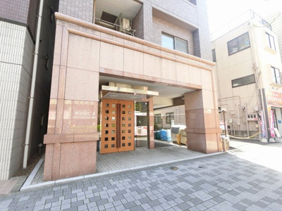【エントランス】 | ヴェリィ川崎貝塚 | エントランス部分です。