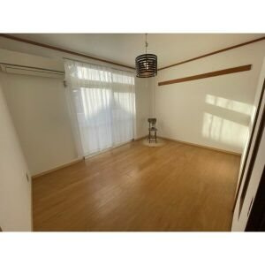 【洋室】 | マンションクララ | コンパクトで使いやすい洋室です