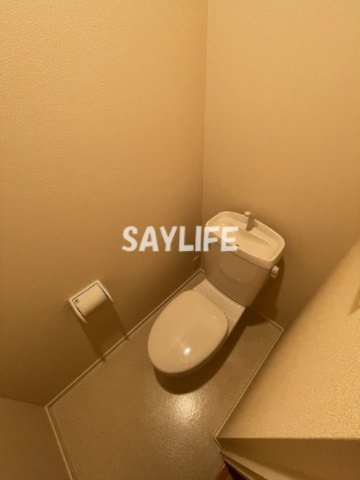 カーサビアンコのトイレ|清潔感のあるトイレです。