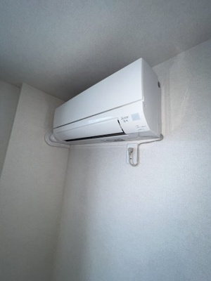 【設備】 | マーレ【SHM】 | リビングには暑い夏や寒い冬に大活躍のエアコン付きです☆