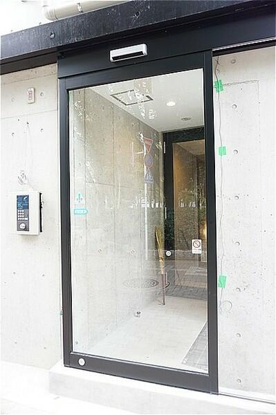 「防音マンション」リヨンドール平和公園のエントランス|☆エントランス☆