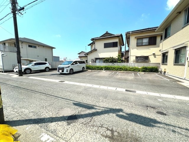ヴィダ フェリィスの駐車場