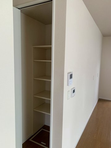 【No.5668】宮長/3LDK/未入居/3000万円以下の収納|リビング収納