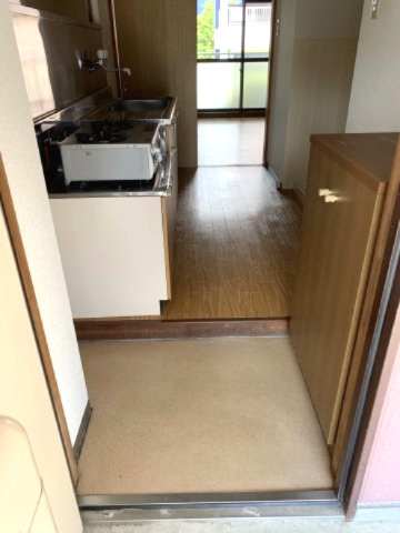 ペンギンズマンションの玄関