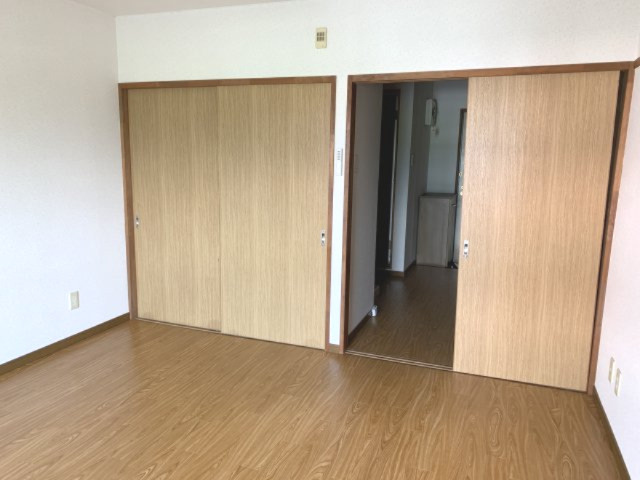 ペンギンズマンションの居間・リビング