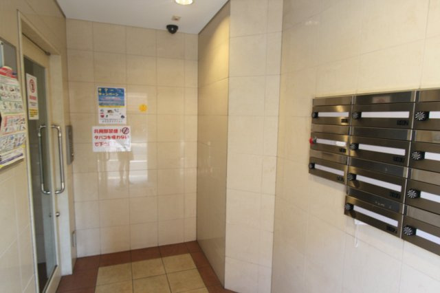 【エントランス】 