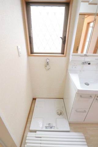 東山田住宅の玄関