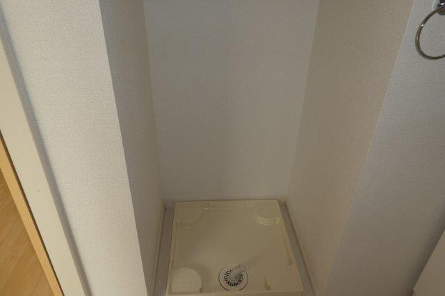 ヴィラ・マウントワン上東Bのその他|洗濯機置き場