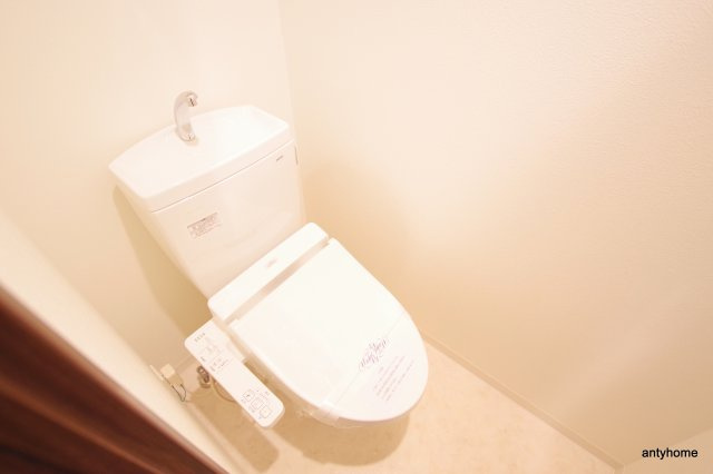 スプランディッド三国1　仲介手数料無料のトイレ