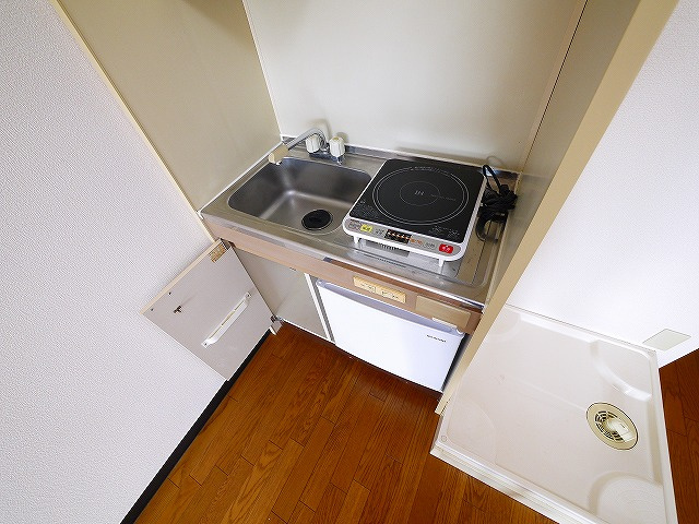 SSKビルのキッチン|コンパクトなキッチンで掃除もラクラク