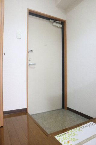 【玄関】 | ミリアビタNo.5 | お部屋の入り口もスッキリです