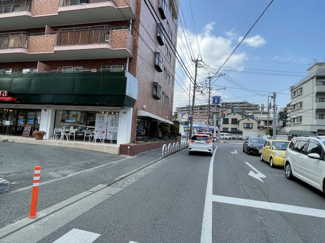 ボーン平尾の周辺