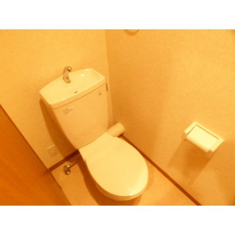 【トイレ】 | クリムゾン博多Ⅱ | トイレです